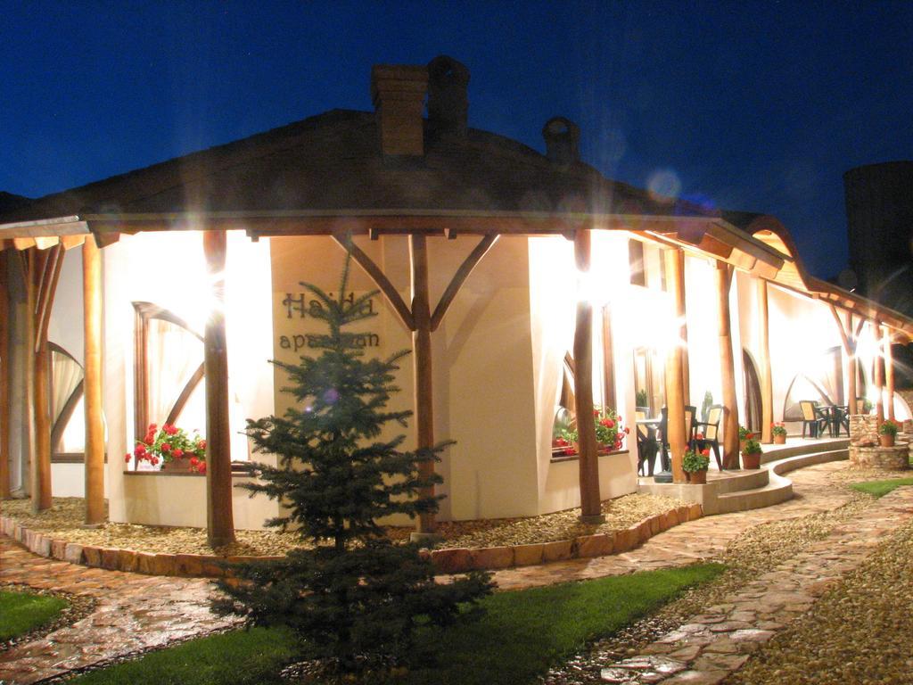 Hajdu Apartman 1. Hajdúszoboszló Exterior foto